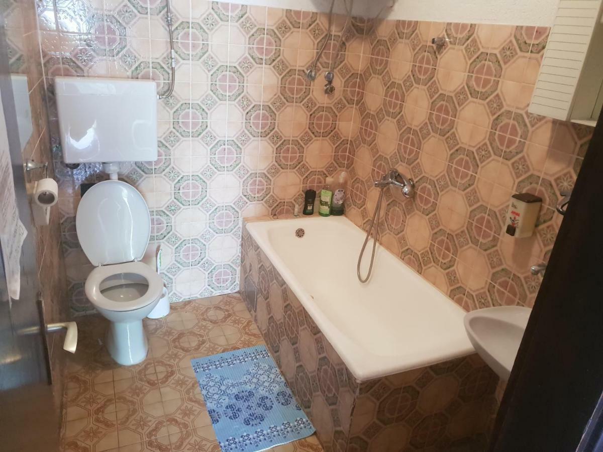 Guest House Alisa 赫瓦尔 外观 照片