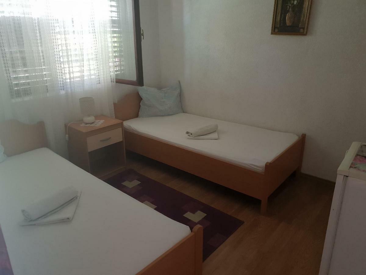 Guest House Alisa 赫瓦尔 外观 照片