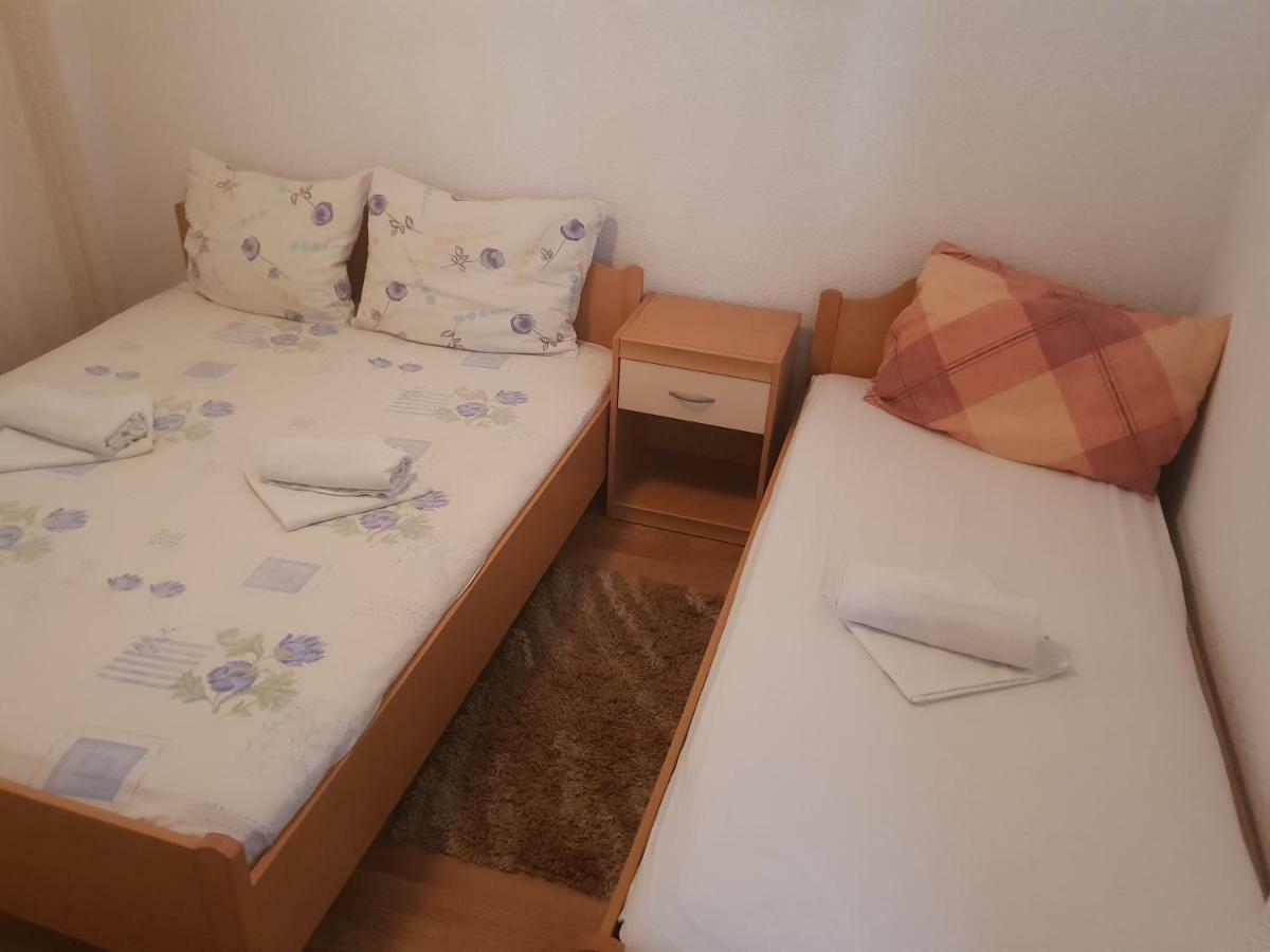 Guest House Alisa 赫瓦尔 外观 照片